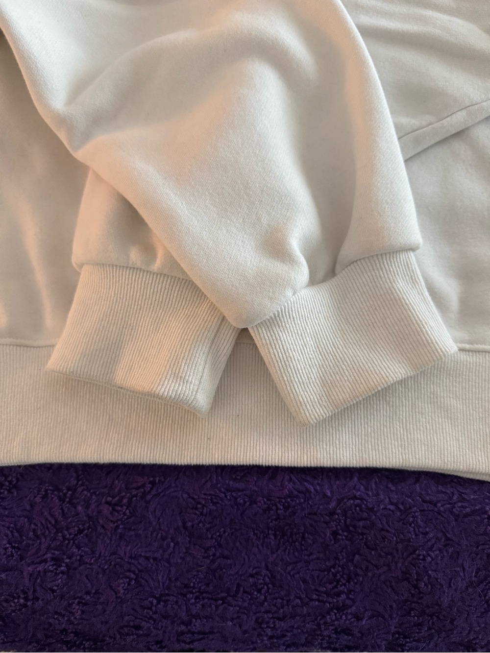 PARKE Valentine’s Day mockneck 2024 - Picture 8 of 12